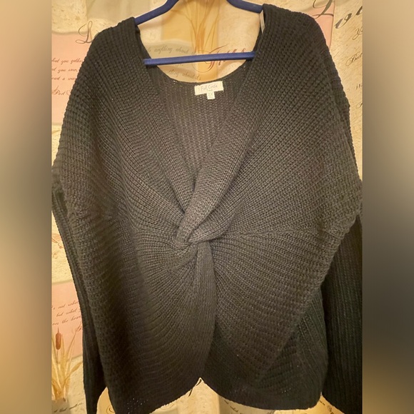 NWOT Black V Neck Long Sleeve Sweater 2XL - Picture 2 of 5
